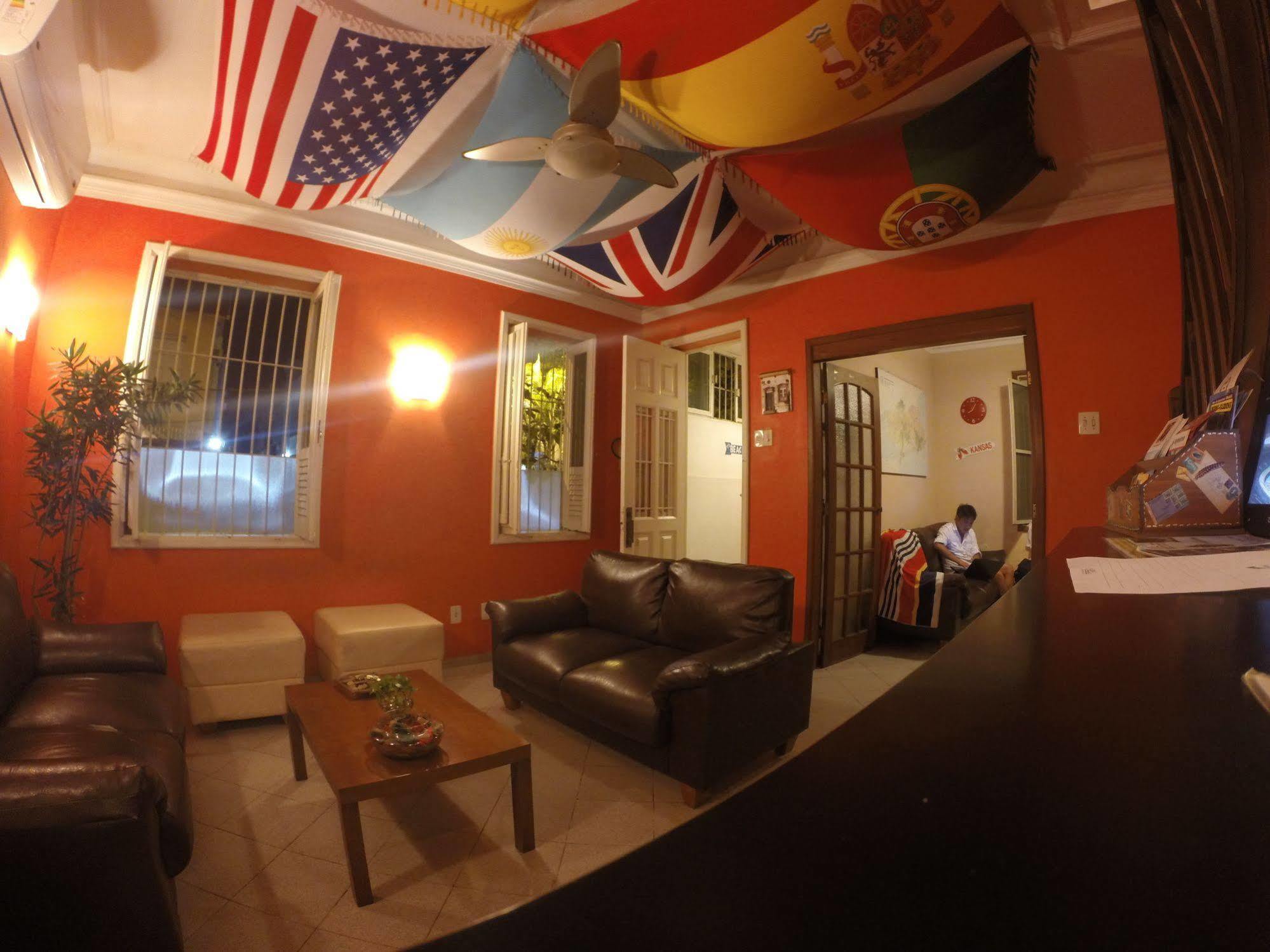 Walk On The Beach Hostel Rio de Janeiro Exterior photo