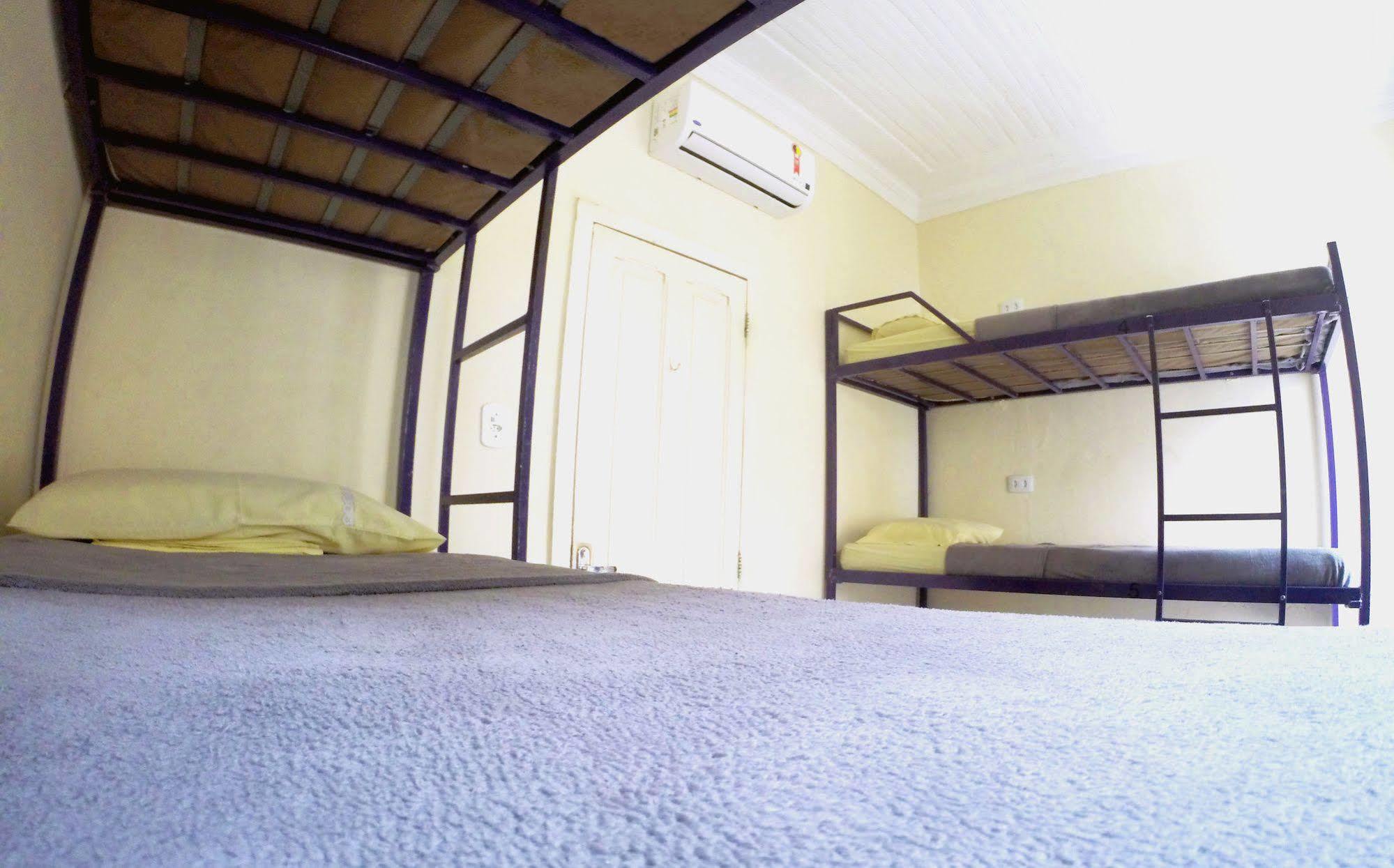 Walk On The Beach Hostel Rio de Janeiro Exterior photo